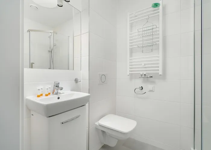 Rycerska With Parking By Renters