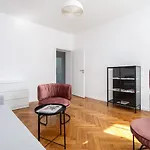 Rycerska With Parking By Renters Apartment