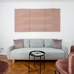 Apartment Rycerska With Parking By Renters *