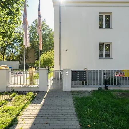 Rycerska With Parking By Renters * Poznan