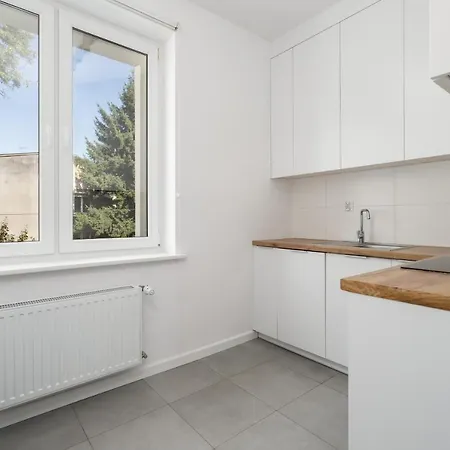 Rycerska With Parking By Renters Appartement