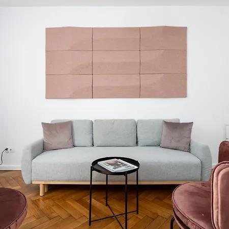 Apartment Rycerska With Parking By Renters *