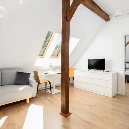Apartment Rycerska With Parking By Renters