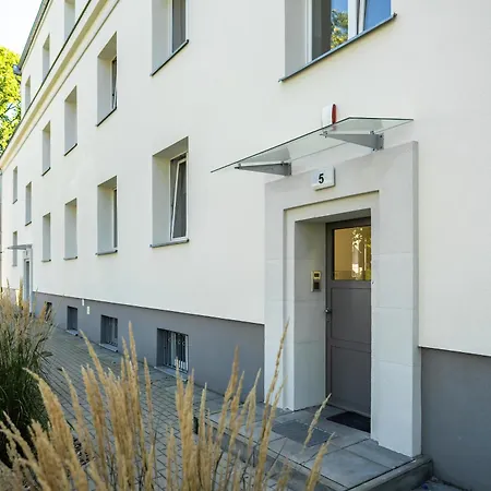 Rycerska With Parking By Renters
