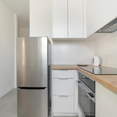 Rycerska With Parking By Renters 포즈난