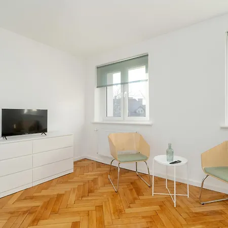Apartment Rycerska With Parking By Renters *