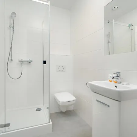 Rycerska With Parking By Renters Appartement