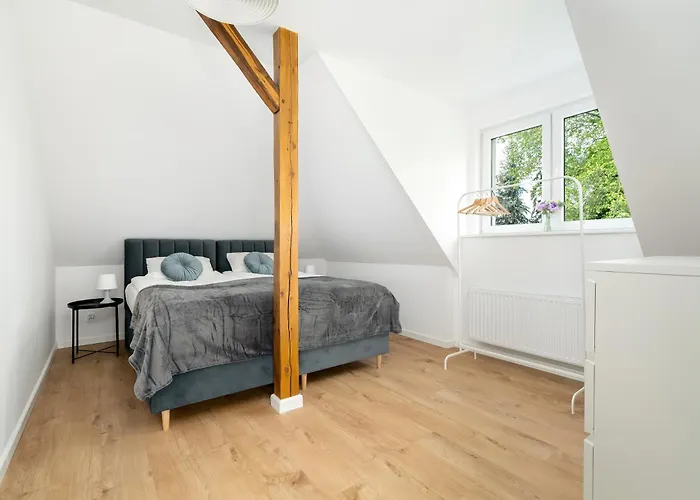 公寓 Rycerska With Parking By Renters 波兹南